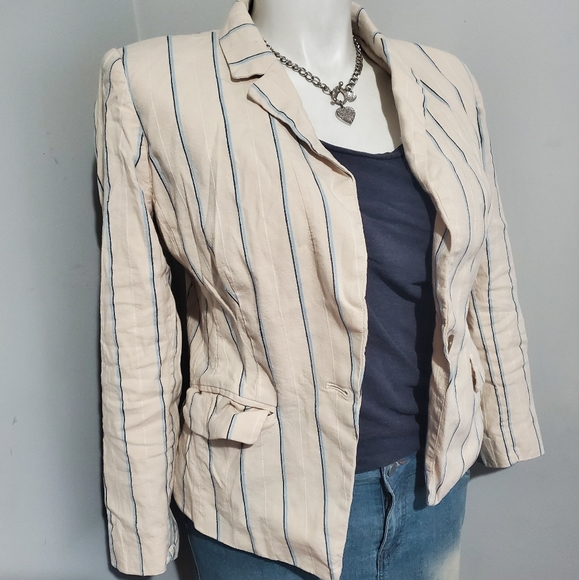 Ann Taylor Loft Lightweight Striped Blazer, size 12 - Picture 2 of 6